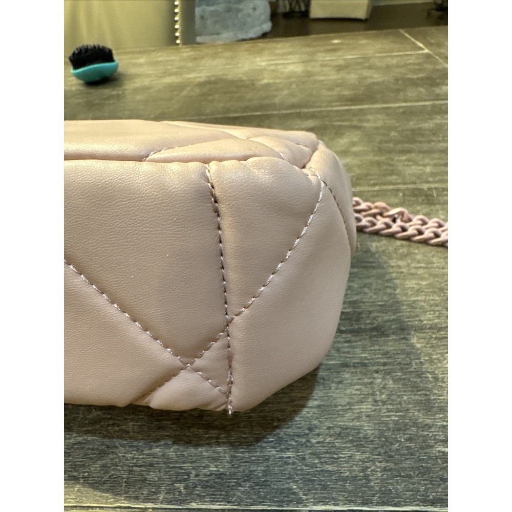Soft Quilted Gilda Paris Handbag Blush Color, Metal Chain Straps,New W Tag $159 - Picture 8 of 9